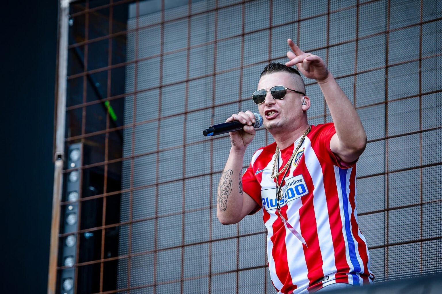 Gzuz Vermögen – Wie reich ist der 187-Strassenbande-Rapper wirklich? gzuz vermögen